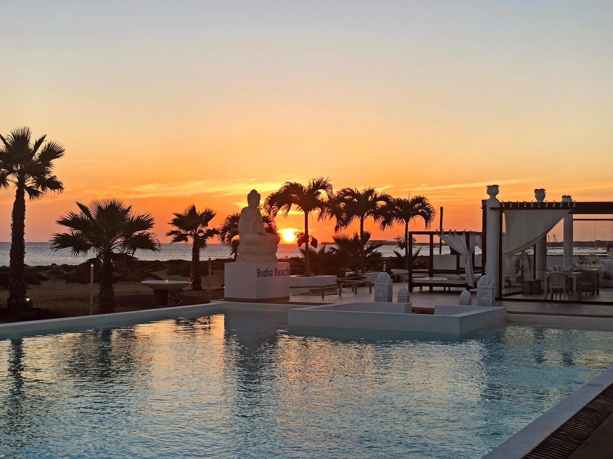 Hotel Livvo Budha Beach Santa Maria Dış mekan fotoğraf